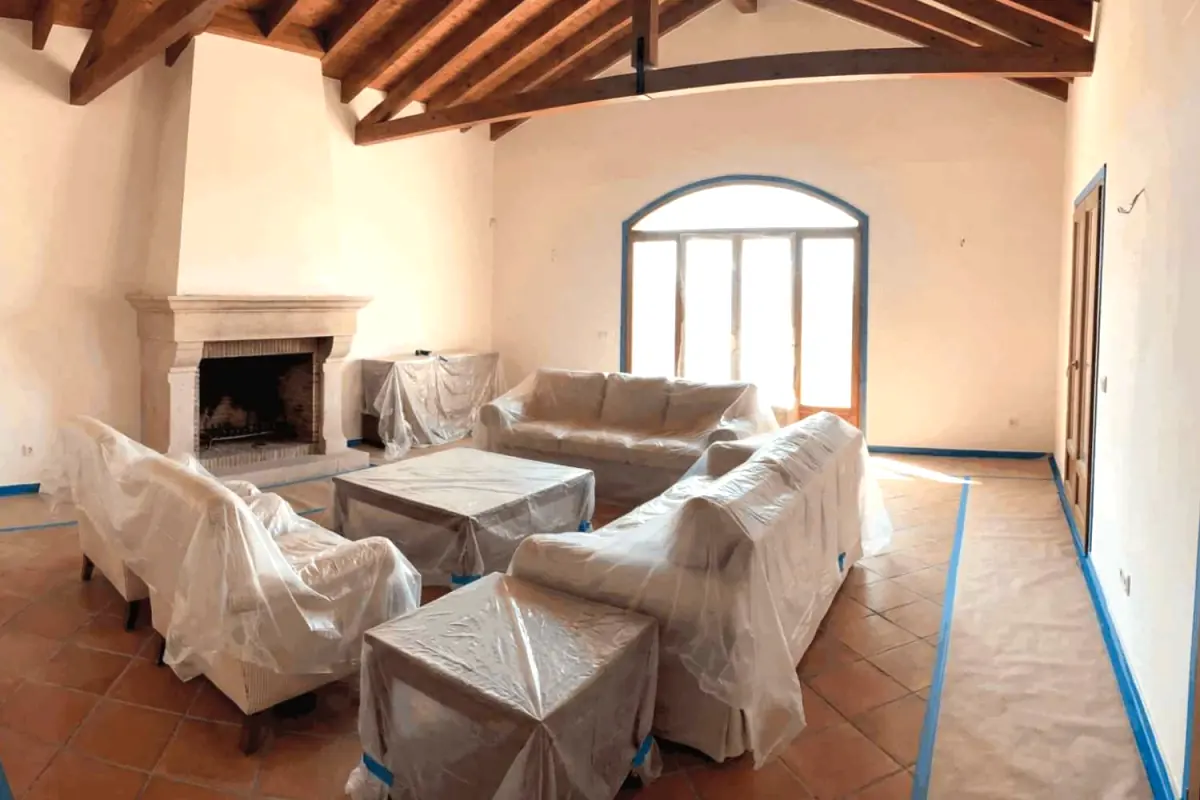 Pintar chalets y adosados en una vivienda de Pamplona y comarca