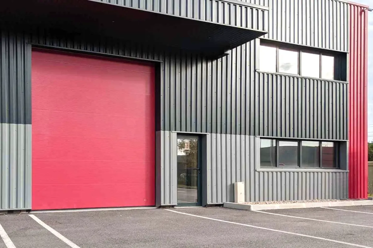 Naves y almacenes en una vivienda de Pamplona y comarca